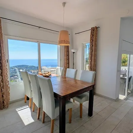 Celeste, Private Pool With Sea View, 15pers Βίλα Λορέτ Ντε Μαρ