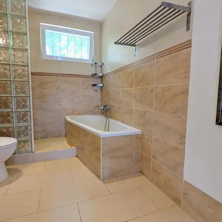 Βίλα Celeste, Private Pool With Sea View, 15pers