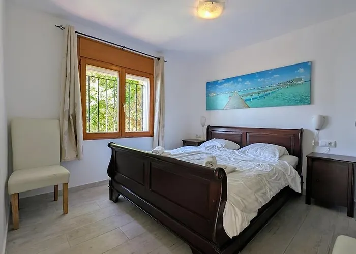 Celeste, Private Pool With Sea View, 15pers וילה יורט דה מאר