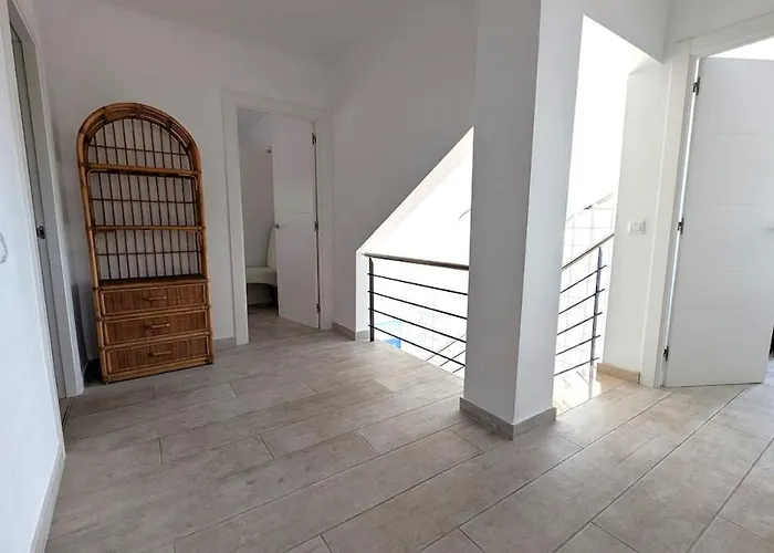 וילה Celeste, Private Pool With Sea View, 15pers