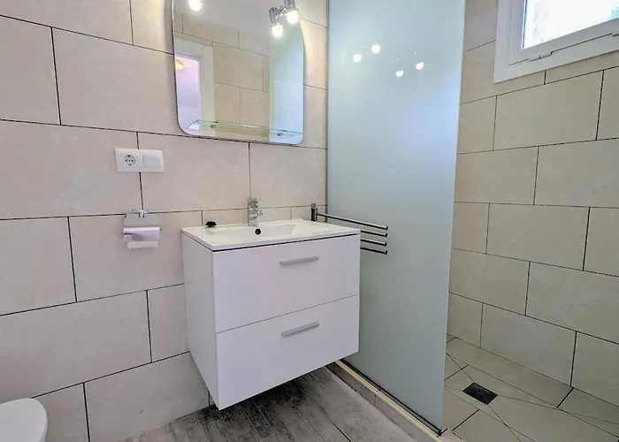 Celeste, Private Pool With Sea View, 15pers יורט דה מאר