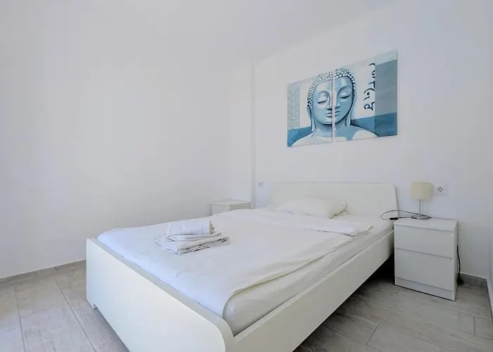 Celeste, Private Pool With Sea View, 15pers וילה *