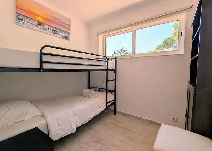 וילה Celeste, Private Pool With Sea View, 15pers יורט דה מאר