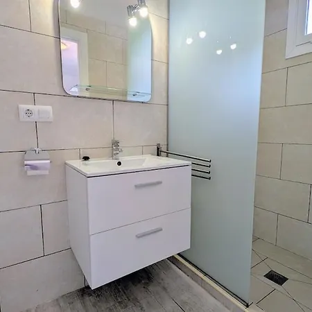 Celeste, Private Pool With Sea View, 15pers Lloret de Mar