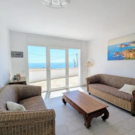 Celeste, Private Pool With Sea View, 15pers Villa Lloret de Mar
