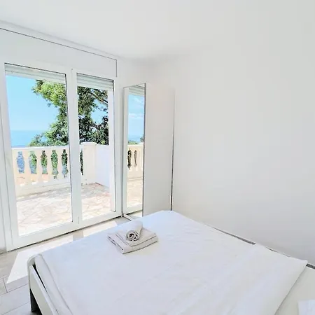 Celeste, Private Pool With Sea View, 15pers