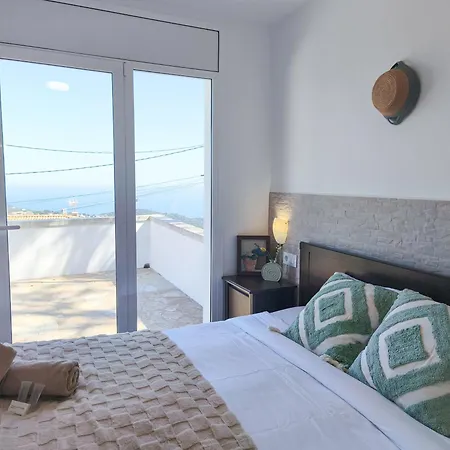 Celeste, Private Pool With Sea View, 15pers * Льорет-де-Мар