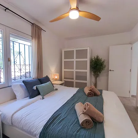 Вилла Celeste, Private Pool With Sea View, 15pers *