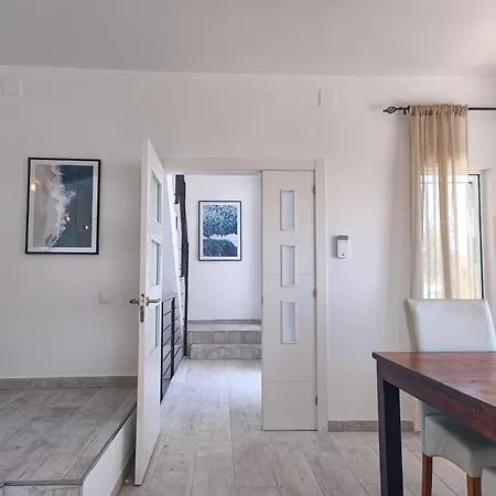 וילה Celeste, Private Pool With Sea View, 15pers