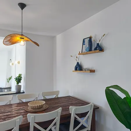 Вилла Celeste, Private Pool With Sea View, 15pers Льорет-де-Мар