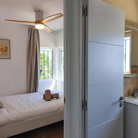 Celeste, Private Pool With Sea View, 15pers Вилла