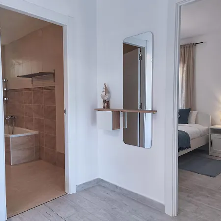 Celeste, Private Pool With Sea View, 15pers * Льорет-де-Мар