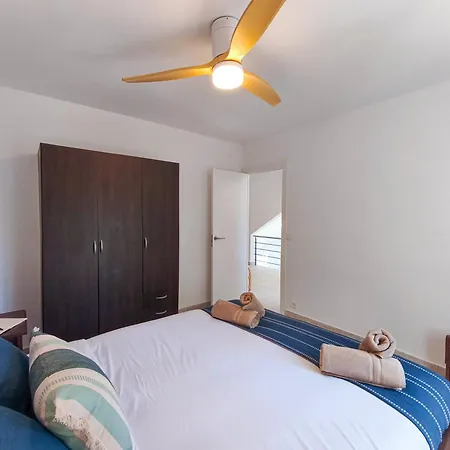 Вилла Celeste, Private Pool With Sea View, 15pers Льорет-де-Мар