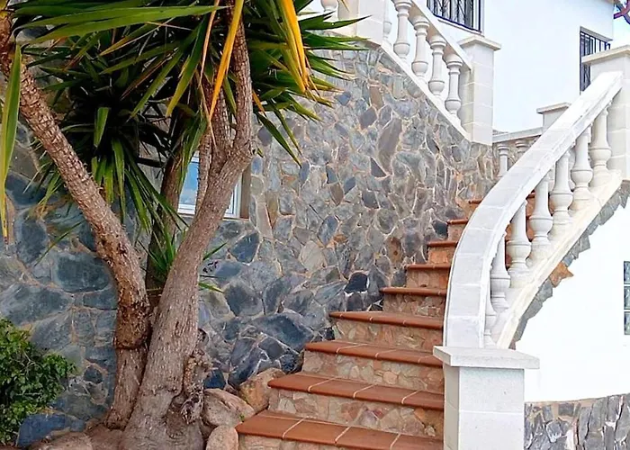 Villa Celeste, Private Pool With Sea View, 15pers Lloret de Mar