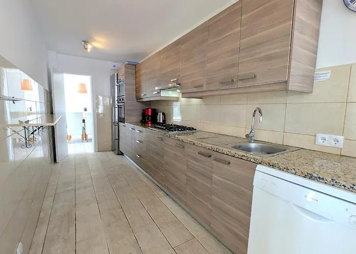 Celeste, Private Pool With Sea View, 15pers Vila