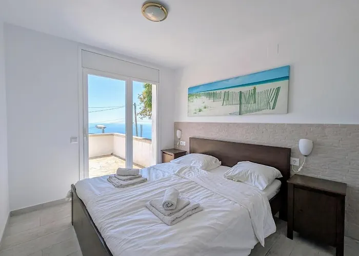 Vila Celeste, Private Pool With Sea View, 15pers Lloret de Mar