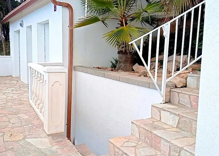 Celeste, Private Pool With Sea View, 15pers Vila Lloret de Mar
