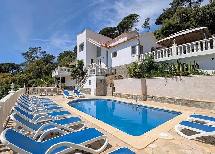 Celeste, Private Pool With Sea View, 15pers Vila