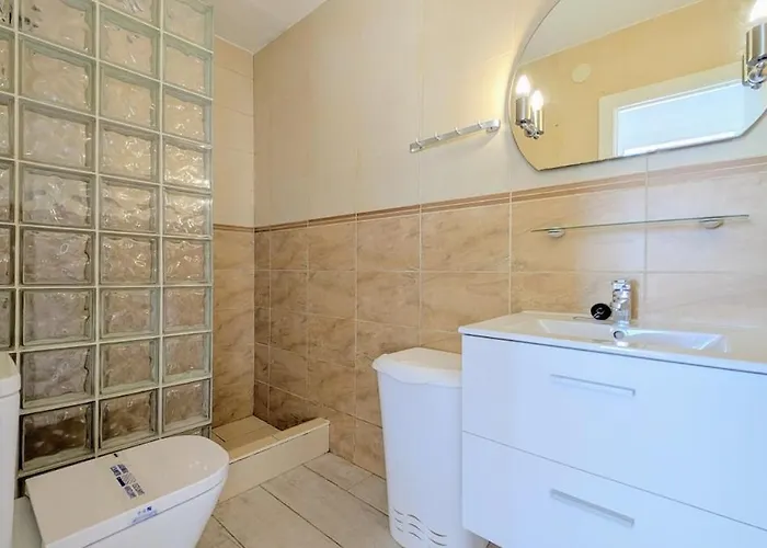 Celeste, Private Pool With Sea View, 15pers Vila *